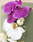 Gâteau Orchidée de Batida - gâteau élégant vert doux aux touches dorées