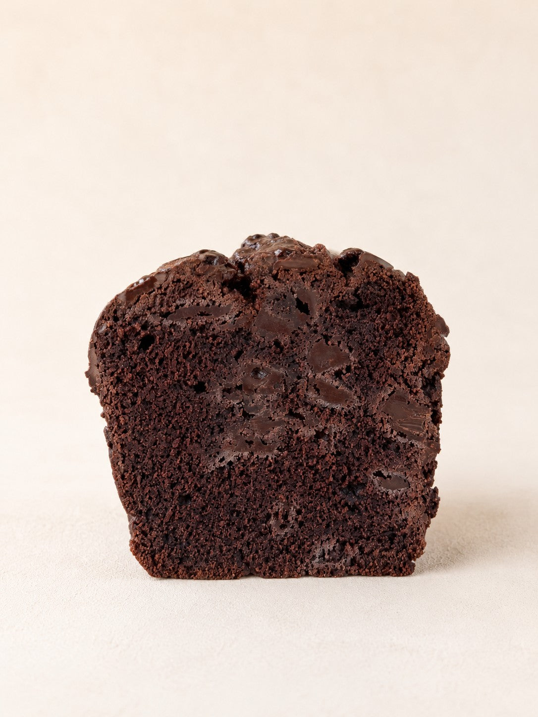 Pain végétalien à la banane et au chocolat de Batida - vue en coupe
