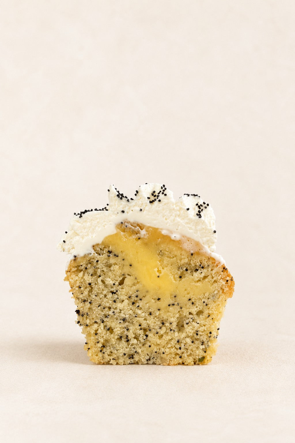 Muffin Cytryna - mak - yuzu Batida - przekrój