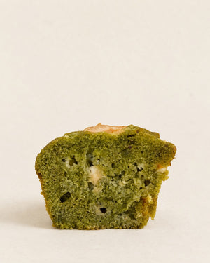 Muffin Matcha z białą czekoladą Batida - przekrój