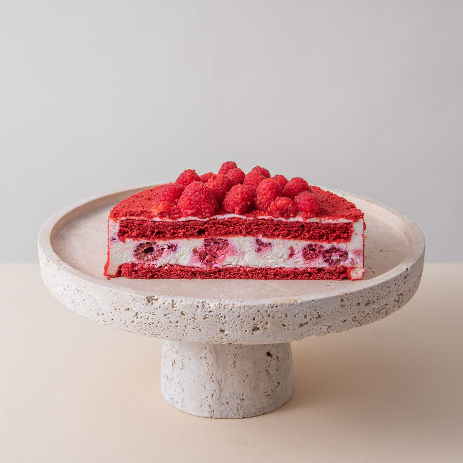 Red Velvet od Batida w ujęciu z bliska – aksamitny krem mascarpone z twarogiem i świeże maliny